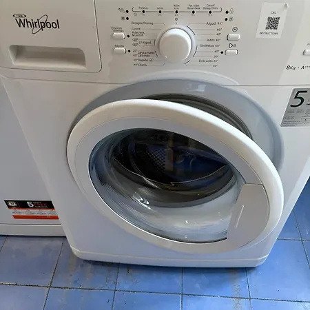 拜科萨西恩lv尊贵公寓 *