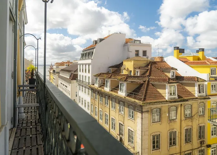 Lv Premier Baixa- Cn Лиссабон